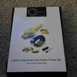 Cenorise Yellow Lemon Squeezer and Garlic Press Set